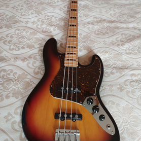 Бас Fender Jazz Bass avri '75