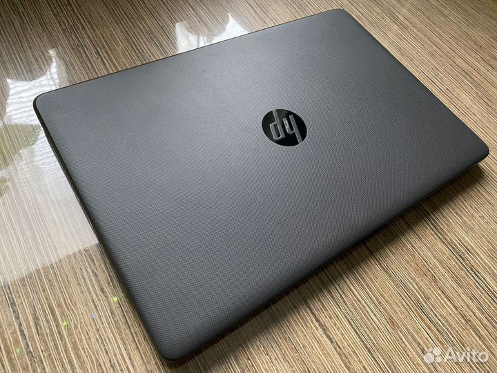 Ноутбук HP 250 g6