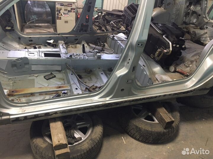 Порог левый Рено Лагуна Renault Laguna 2