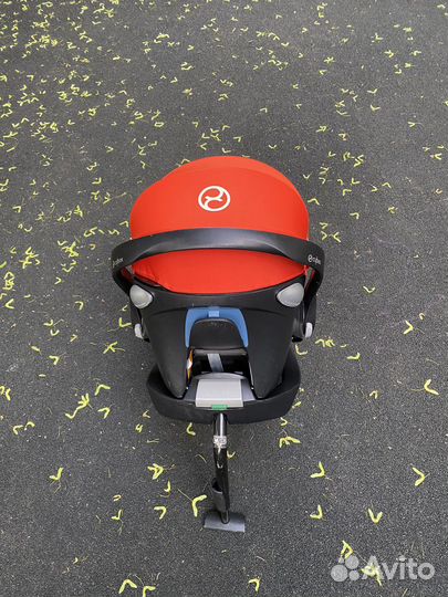 База для автокресла cybex aton q