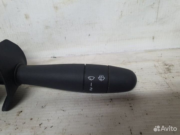 Переключатель дворников Рено Logan седан 2012