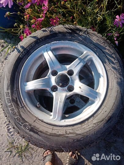 R13 Advance AR211 175/70, PCD 4x98 DIA 12