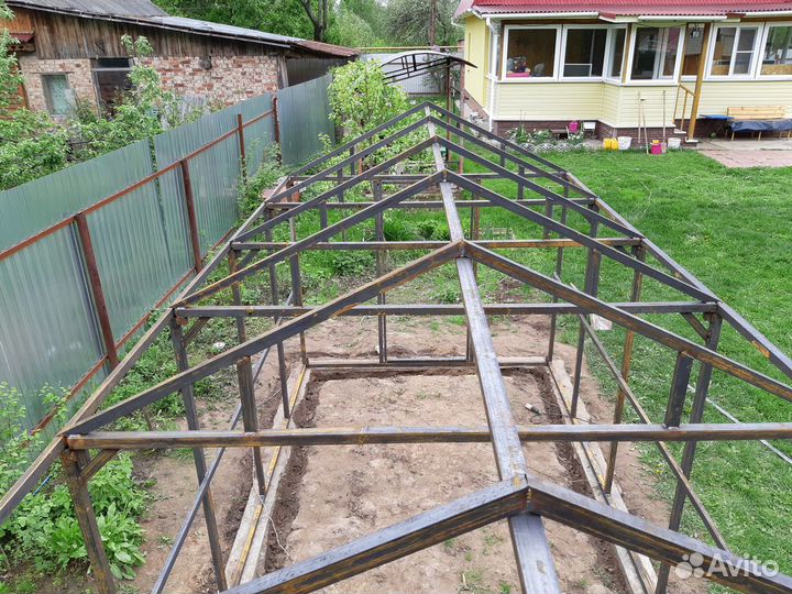 Теплицы Капелька Прямостенные Арочные Двойная дуга