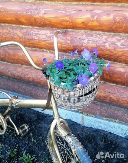 Корзина плетеная для велосипеда