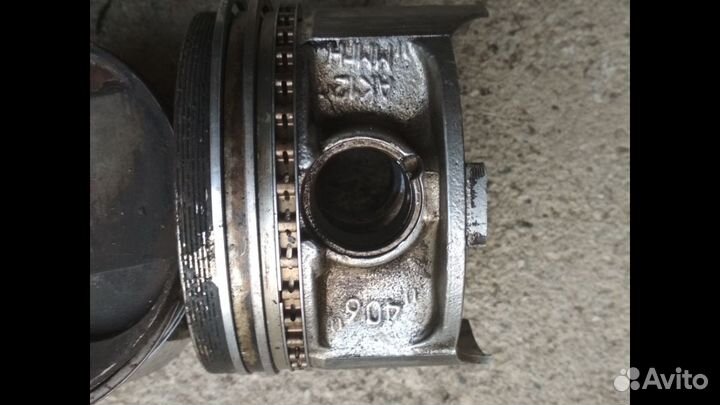 Поршни на змз406