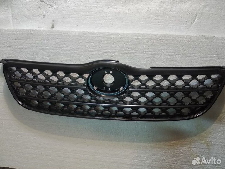 Решетка радиатора Toyota Corolla E12