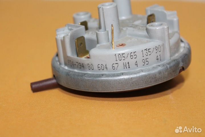 Прессостат asko 018060468 бу. 3948