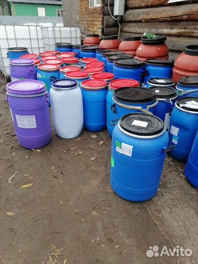 Бочки пластиковые 65 70, 80 литров с ручками пищев