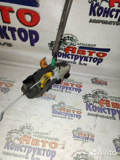 Замок двери задний левый Chevrolet Cruze 300 седан