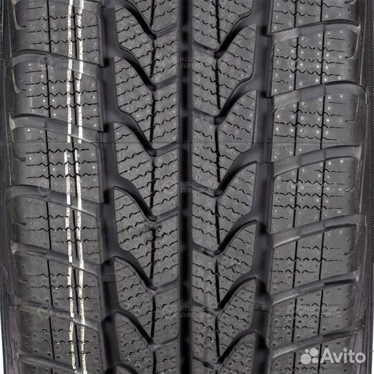 Goodyear UltraGrip 215/60 R17 109T