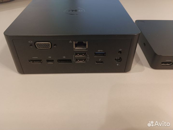 Две док-станции Dell