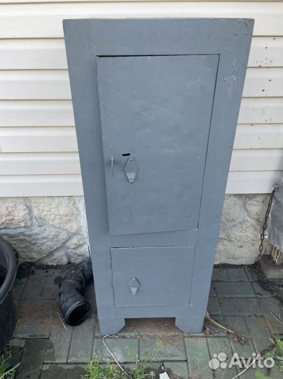 Сейф металлический советский