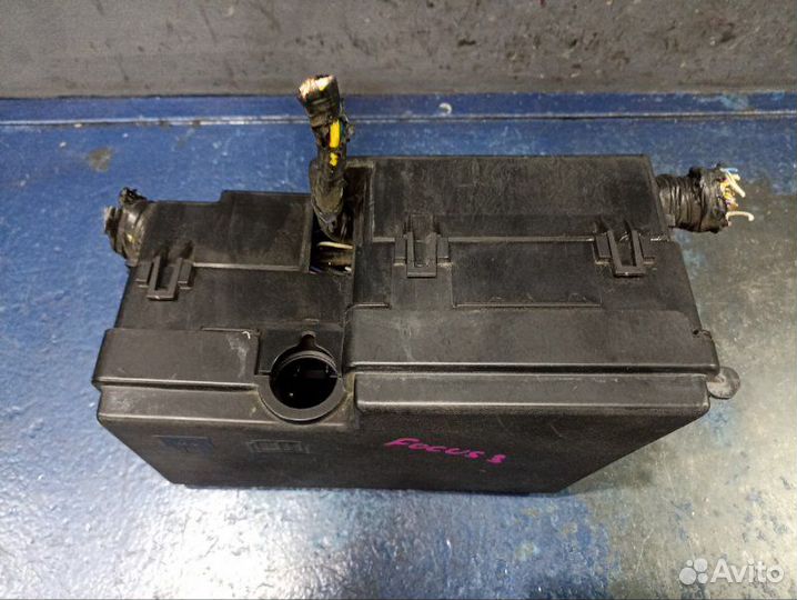 Блок предохранителей Ford Focus 3 CB8