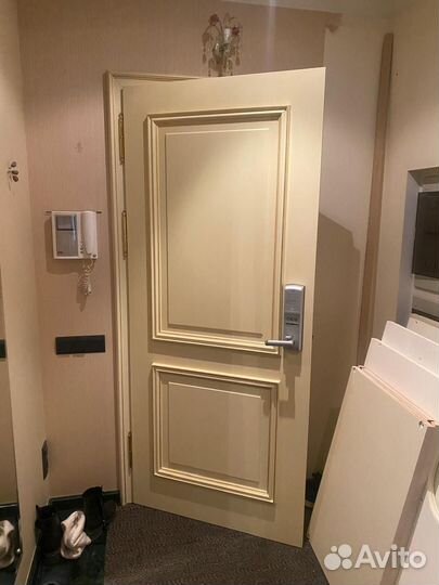Двери межкомнатные с коробкой деревянные