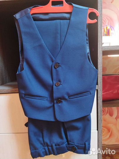 Костюм школьный