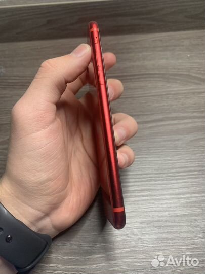 iPhone SE (2020), 64 ГБ