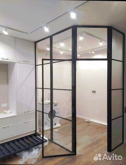 Стеклянная перегородка лофт