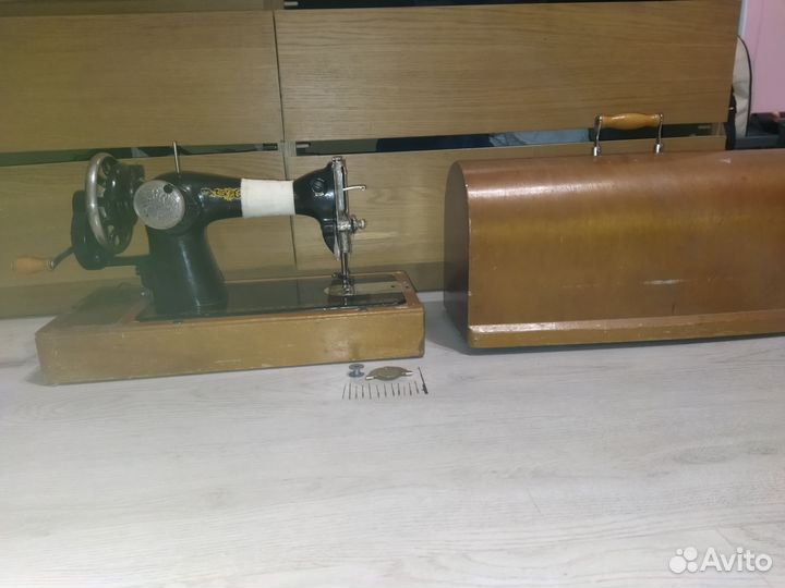 Швейная машина пмз Им. Калинина, ручная