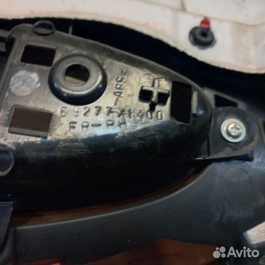 Обшивка двери передняя правая Toyota Camry V40