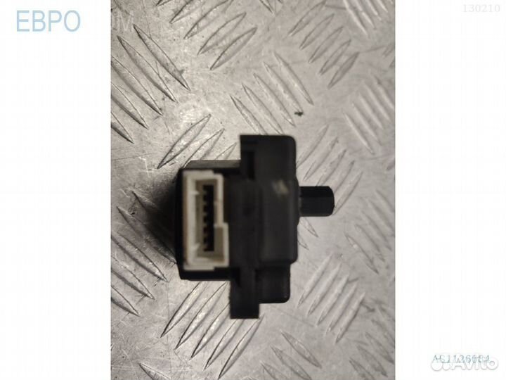 Сервопривод печки mercedes W220 s1126684