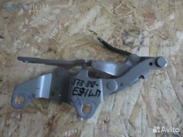 Петля капота левая BMW E93 s1091171