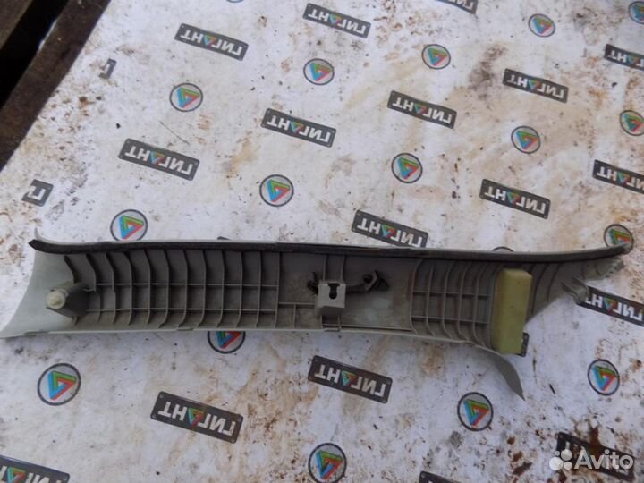 Обшивка стойки ASX 2010-2016