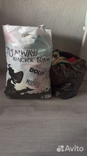 Вещи и обувь для девочки пакетами