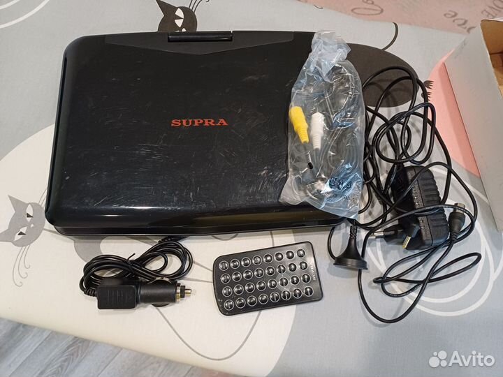 Портативный DVD проигрыватель