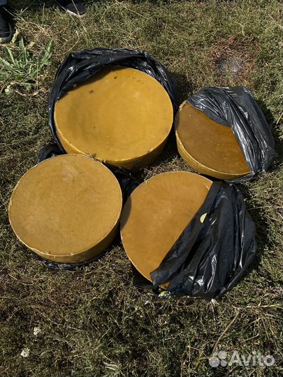 Воск пчелиный