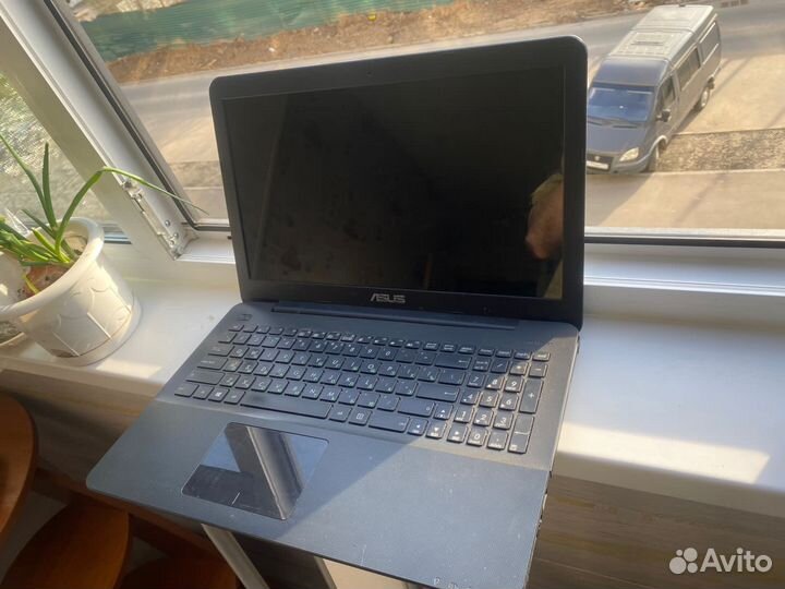 Игровой ноутбук Asus i3 + Gt920
