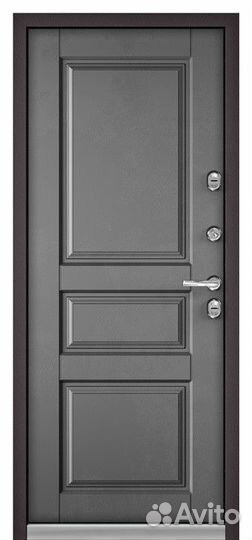 Дверь в дом