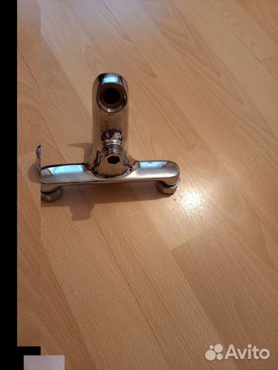 Смеситель для ванны