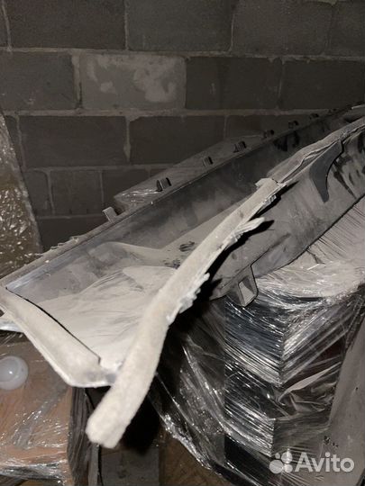 Жабо Mercedes Benz E W210