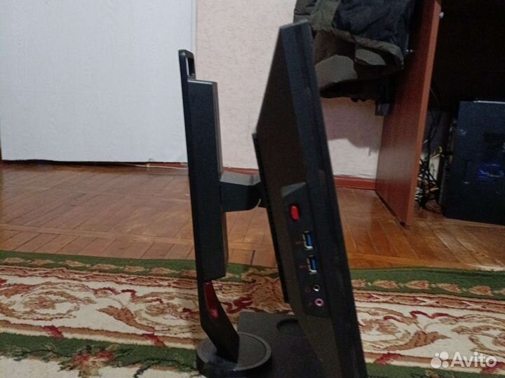 Монитор Dell 24