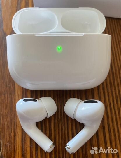 Беспроводные наушники AirPods Pro