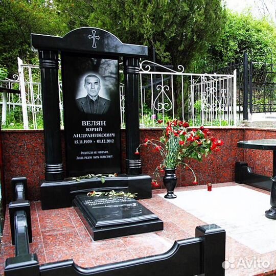 Памятники из гранита и мрамора