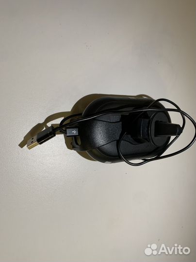 Держатель для телефона с беспроводной зарядкой