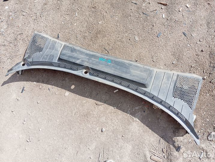 Жабо под лобовое Opel Vectra B