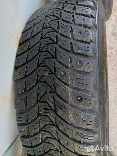 Michelin X-Ice North 3 185/65 R15 92T