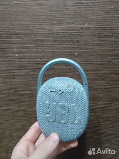 Колонка jbl clip 4