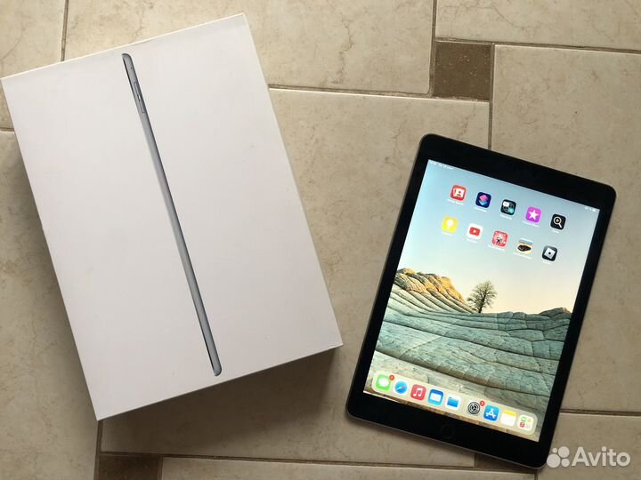 iPad 5 2017 32gb WiFi,Sim