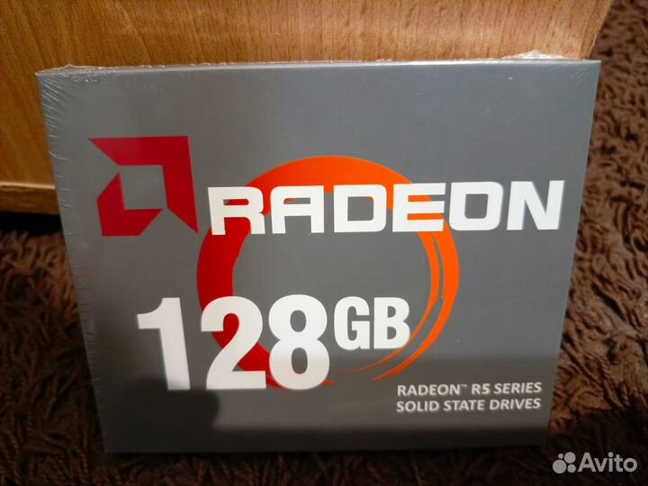 SSD AMD Radeon R5 R5SL128G