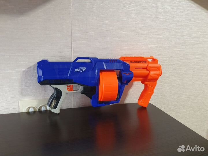 Бластер Nerf Surgefire