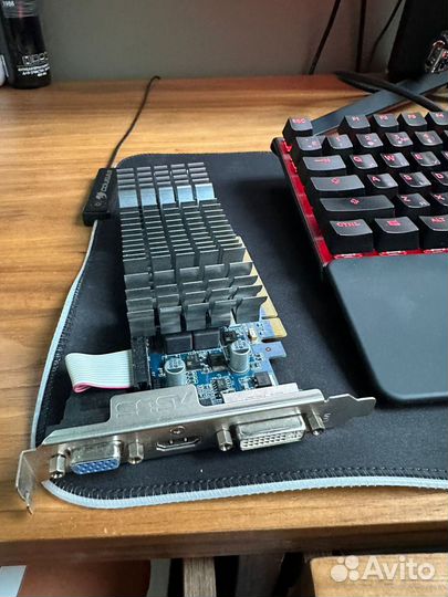 Asus en210 Silent DI 512 V2 (LP)