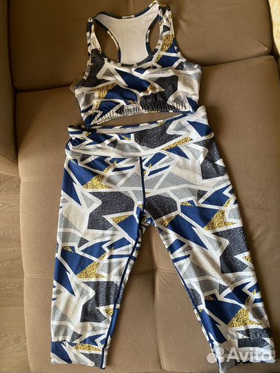 Топ+капри для спорта 48