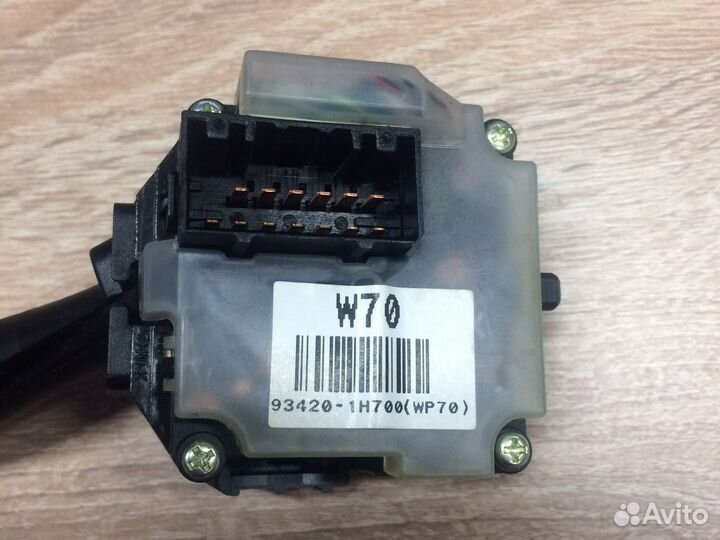 Подрулевой перекл. дворников KIA ceed 93420-1H700