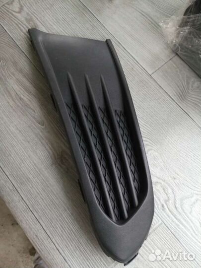 Заглушки на бампер Volkswagen Polo