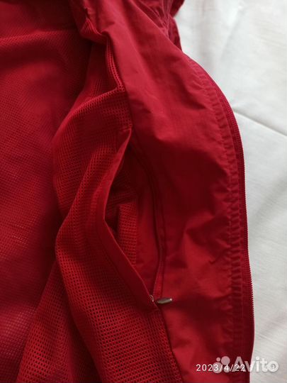 Куртка ветровка подростк 44 красная с капюшоном