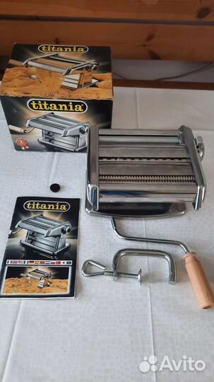 Лапшерезка, тестораскаточная машина ручная Titania
