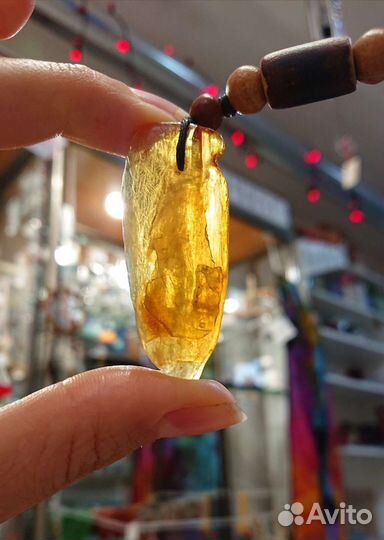 Янтарь, амулет